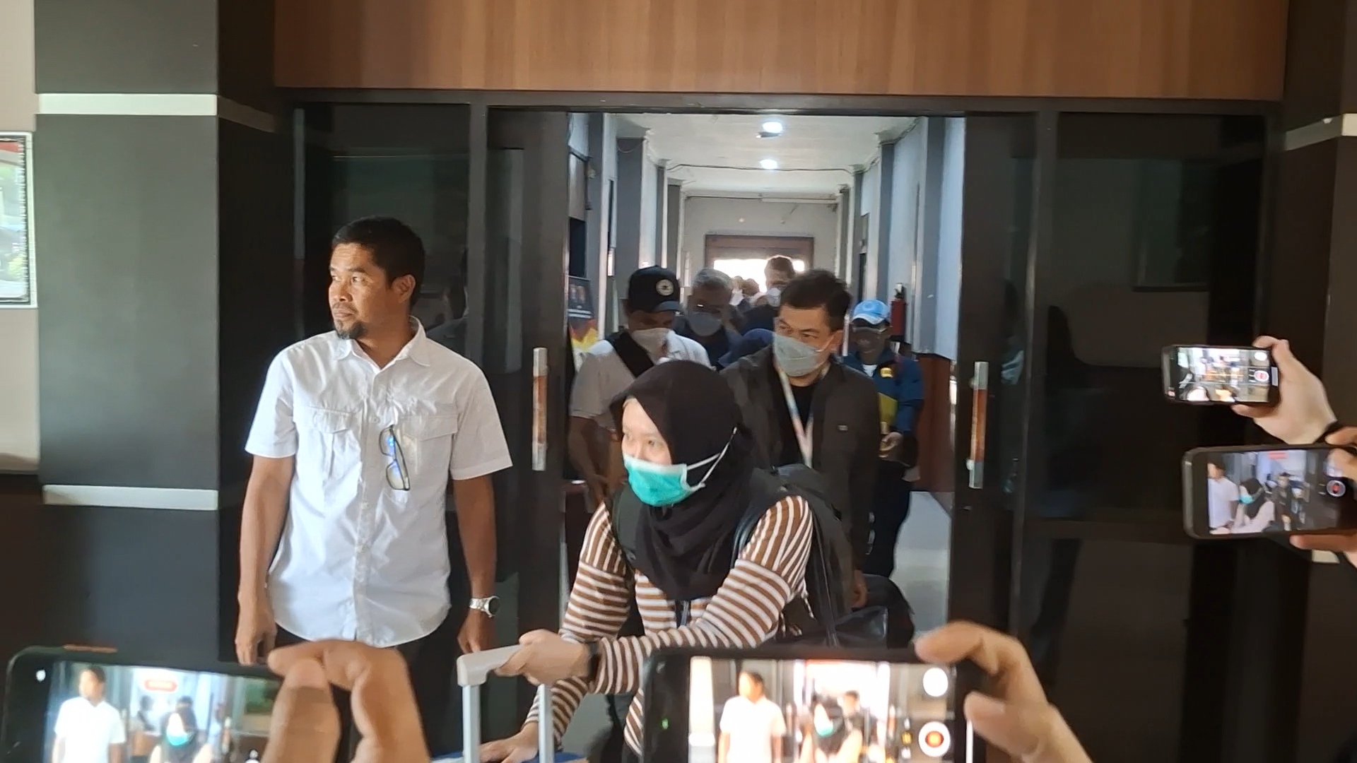 OTT KPK di Kalsel, Pemeriksaan Hampir 24 Jam