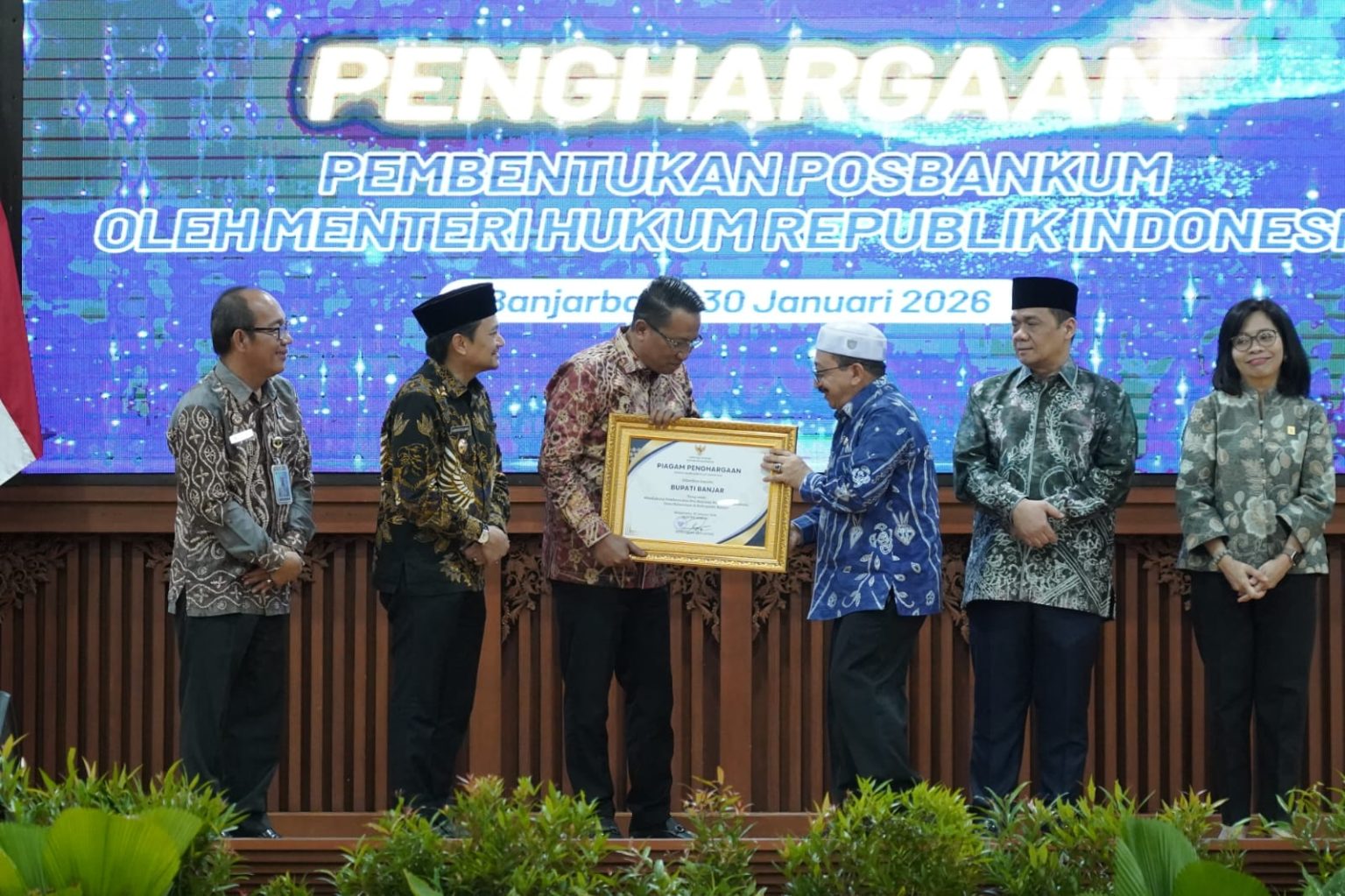 Pemkab Banjar Raih Penghargaan Dari Kemenkum RI.