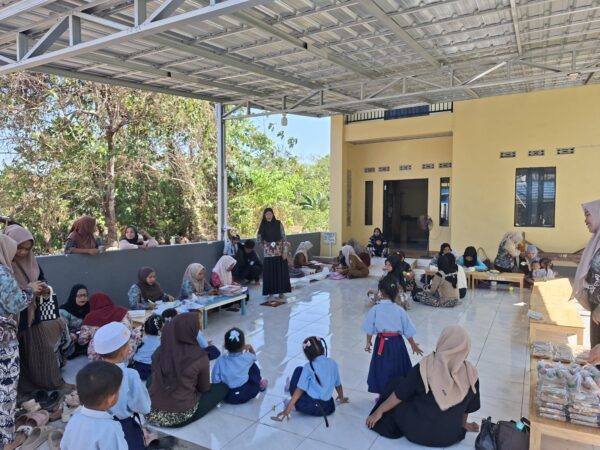 Pelaksanaan Posyandu Siklus Hidup di Desa Tanah Intan
